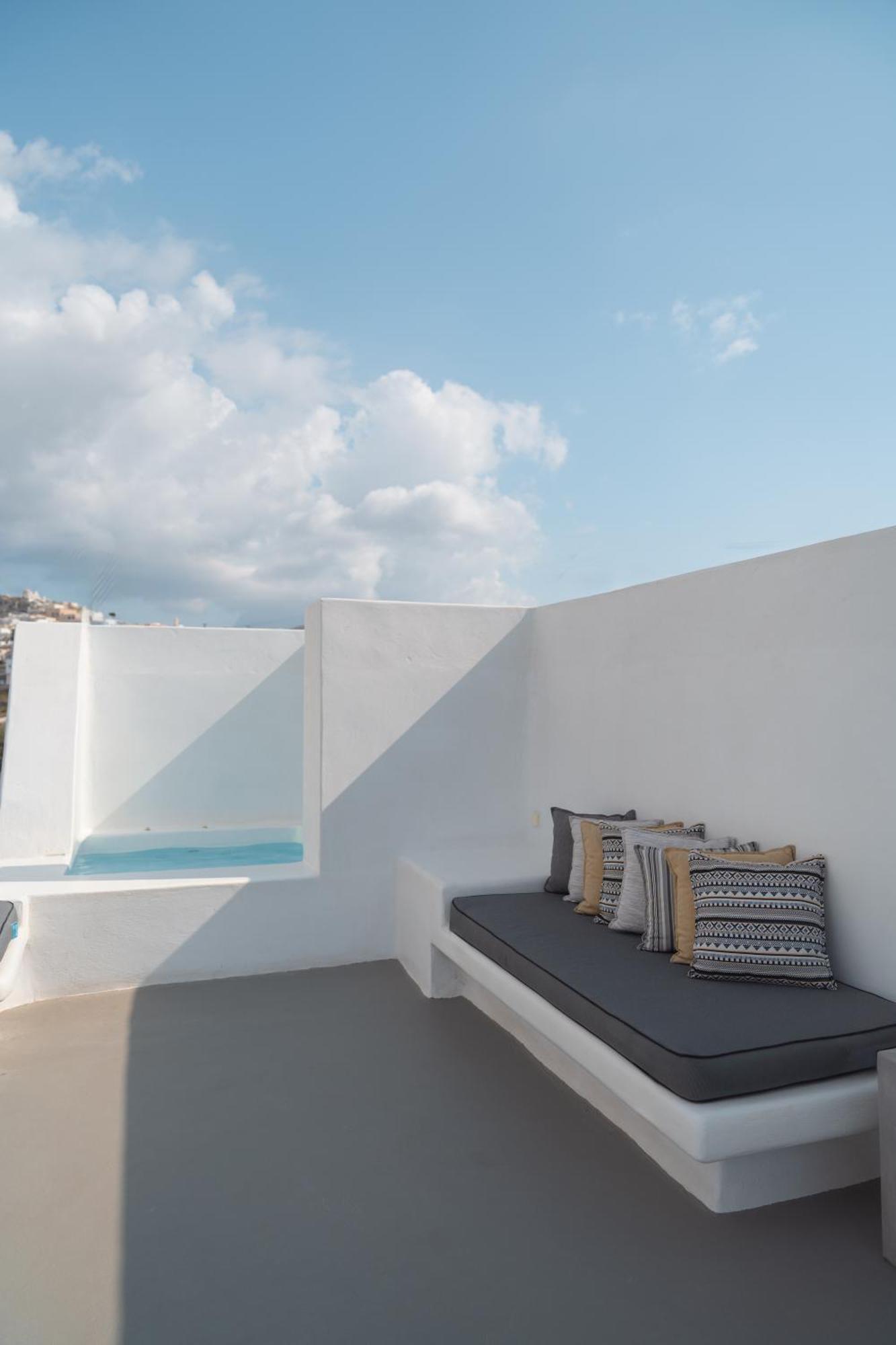 White & Co Santorini Villa Pyrgos Kallistis Exterior photo